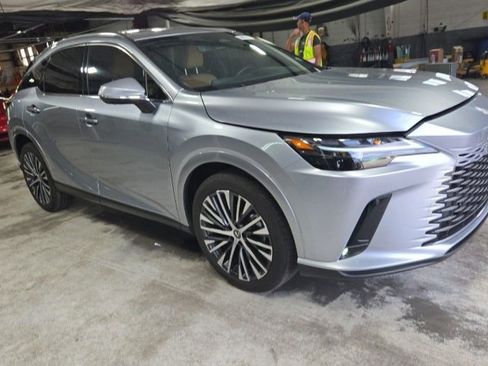 Used 2025 Lexus RX 350 Premium Plus w/ Accessory Package (Z1) FWD image 5