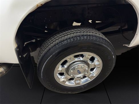 Used 2016 Ford F350 Lariat w/ Chrome Package image 25