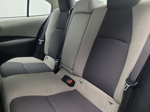 Used 2023 Toyota Corolla LE image 18