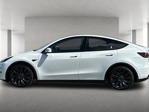 Used 2022 Tesla Model Y Performance AWD/4WD image 7