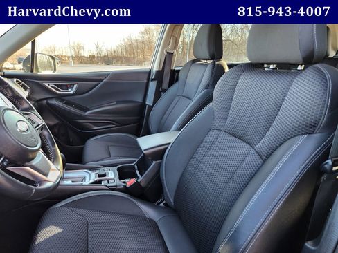 Used 2022 Subaru Forester Premium image 26