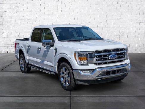 Used 2021 Ford F150 Lariat image 2