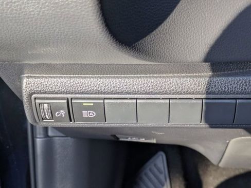 Certified 2024 Toyota Corolla SE image 22