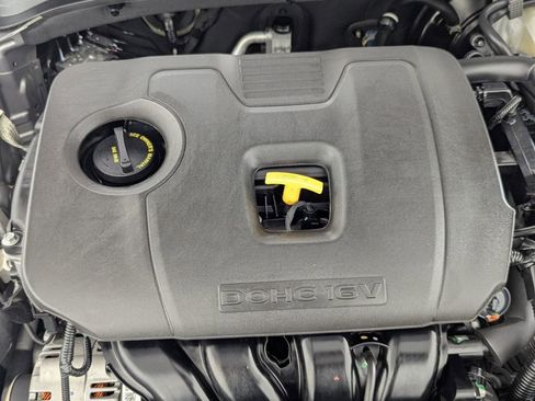 Used 2024 Kia Forte LXS image 10