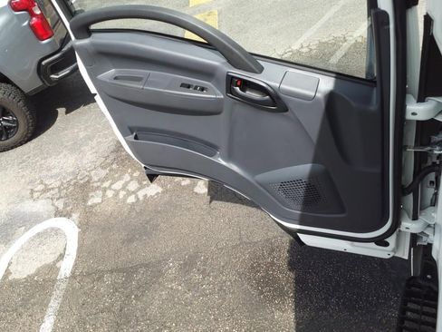 New 2025 Chevrolet Low Cab Forward RWD image 23