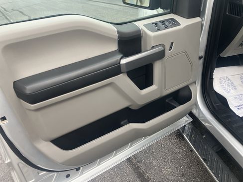 Used 2018 Ford F150 XLT AWD/4WD image 13