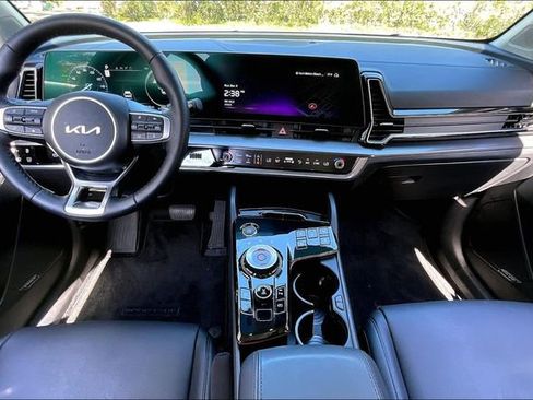 Used 2025 Kia Sportage SX Prestige image 7