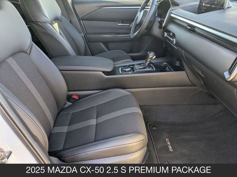 Used 2025 MAZDA CX-50 AWD 2.5 S w/ Premium Package image 36