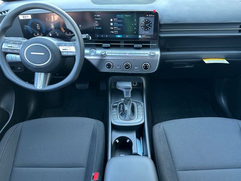 New 2026 Hyundai Kona SE image 13