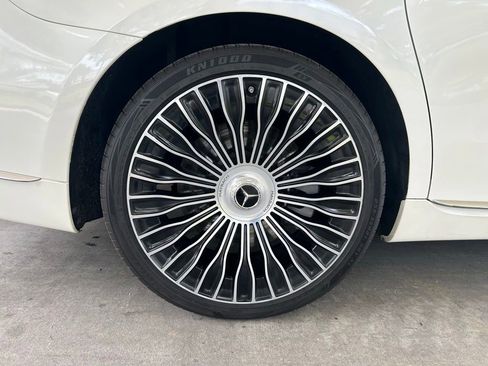 Used 2021 Mercedes-Benz Maybach S 580 4MATIC image 20