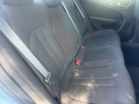 Used 2015 Chrysler 200 Limited image 23