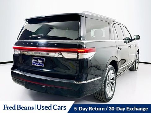 Certified 2022 Lincoln Navigator L Reserve image 8