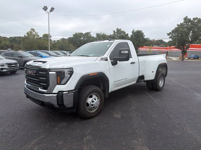 Used 2024 GMC Sierra 3500 Pro w/ 1SA Pro Safety Plus Package AWD/4WD image 8