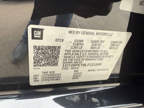 Used 2020 GMC Sierra 2500 AT4 w/ AT4 Premium Package AWD/4WD image 34