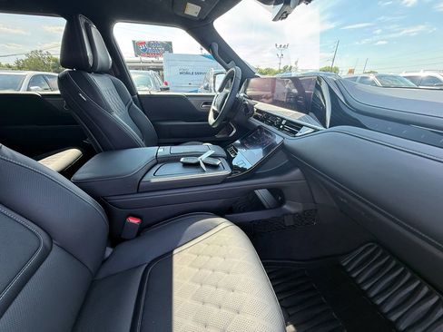 Used 2026 INFINITI QX80 Autograph w/ Premium Cargo Package AWD/4WD image 25