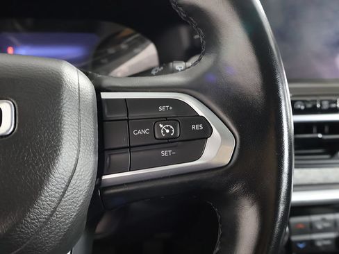 Used 2022 Jeep Compass Latitude AWD/4WD image 43