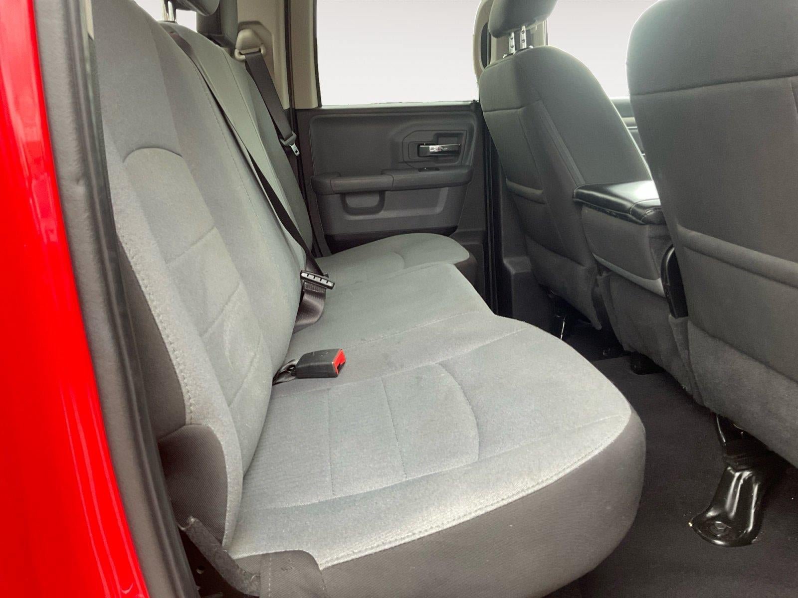 Used 2024 RAM 1500 Classic SLT AWD/4WD image 13