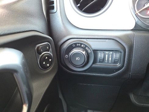 Used 2021 Jeep Wrangler Unlimited Islander w/ Uconnect 4C Nav & Sound Group image 50
