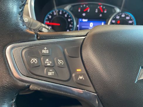 Used 2020 Chevrolet Equinox LT image 21