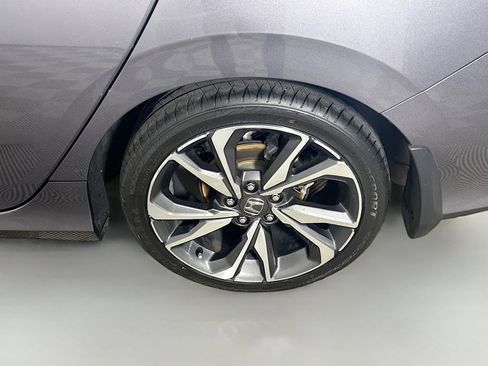 Used 2020 Honda Civic Touring image 37