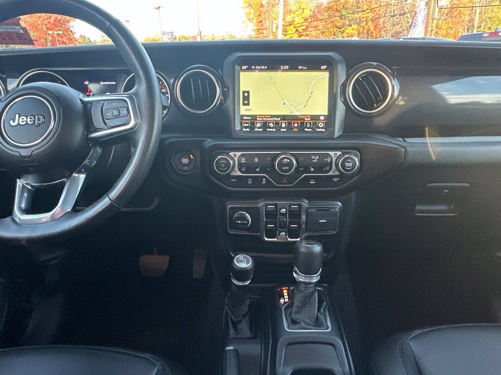 Used 2023 Jeep Wrangler Unlimited Sahara AWD/4WD image 49