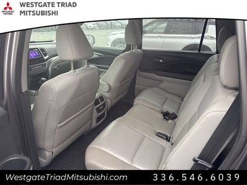 Used 2017 Honda Pilot EX-L image 11