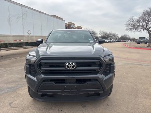 Used 2025 Toyota Tacoma SR image 2