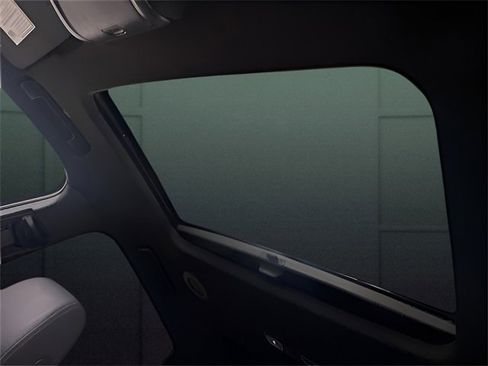 Used 2023 Buick Enclave Premium w/ Experience Buick Package image 21