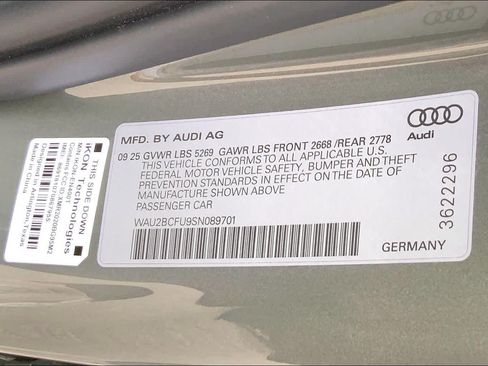 Used 2025 Audi A5 2.0T Premium Plus w/ Premium Plus AWD/4WD image 37
