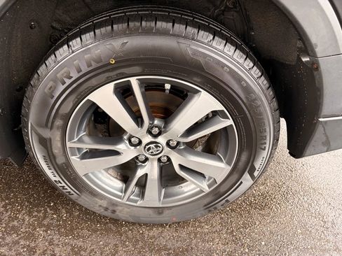 Used 2017 Toyota RAV4 XLE image 46