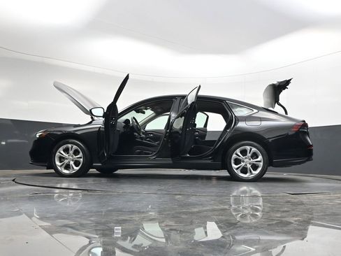 Used 2023 Honda Accord LX image 39