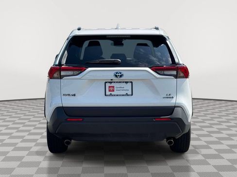 Used 2021 Toyota RAV4 LE AWD/4WD image 6