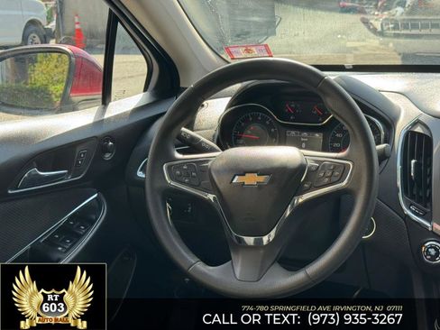 Used 2016 Chevrolet Cruze LT w/ Convenience Package image 14