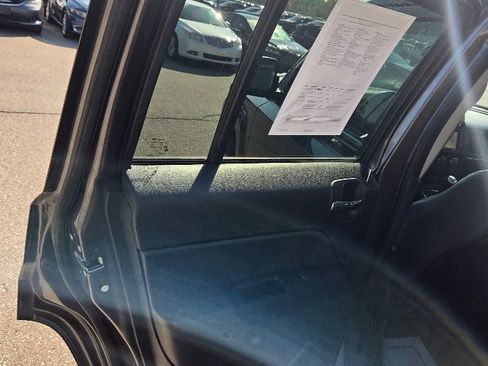 Used 2015 Jeep Patriot High Altitude image 12