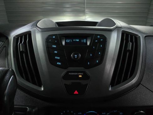 Used 2015 Ford Transit 250 130 Medium Roof image 25