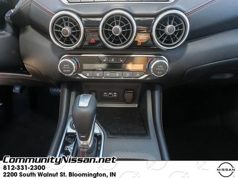 New 2025 Nissan Sentra SR w/ SR Premium Package FWD image 16