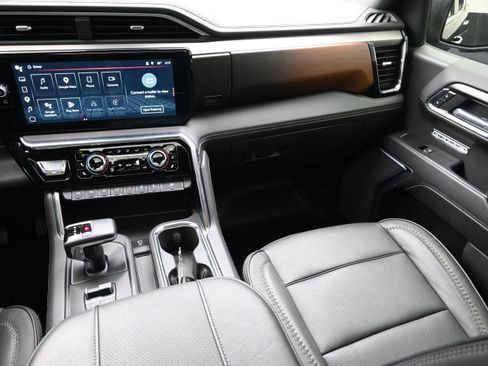 Used 2024 GMC Sierra 1500 Denali w/ Denali Reserve Package image 40