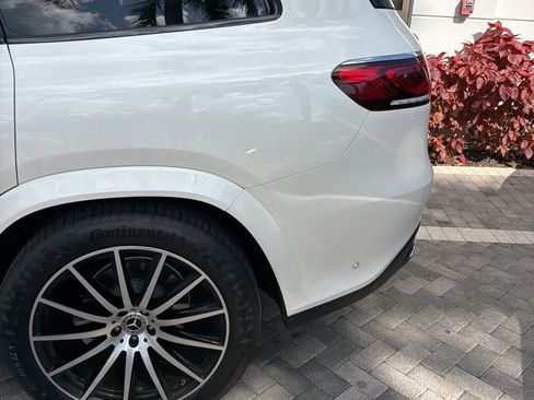 Used 2023 Mercedes-Benz GLS 450 4MATIC image 9