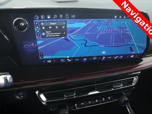 Used 2025 Chevrolet Traverse RS w/ LPO, Floor Liner Package image 5