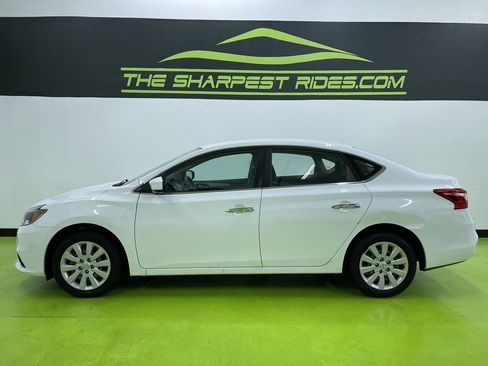 Used 2017 Nissan Sentra S image 6