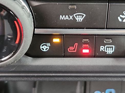 Used 2024 Ford Bronco Outer Banks w/ Sasquatch Package image 17