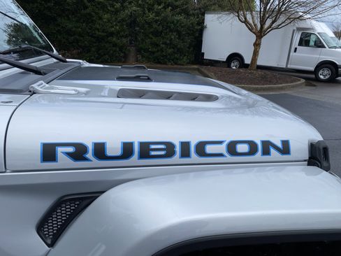 Used 2024 Jeep Wrangler Unlimited Rubicon 4xe image 41