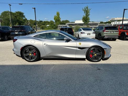 Used 2022 Ferrari Portofino M RWD image 5