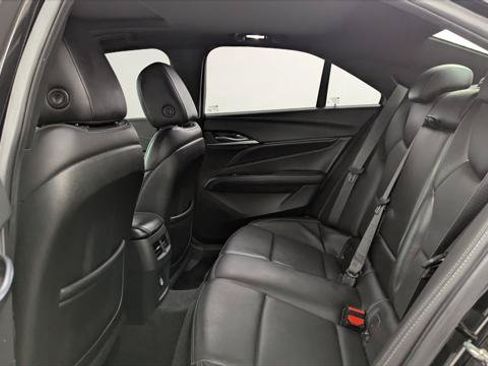Used 2022 Cadillac CT4 Premium Luxury RWD image 17