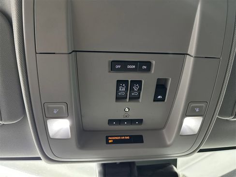 Used 2018 GMC Sierra 1500 Denali w/ Denali Ultimate Package image 33