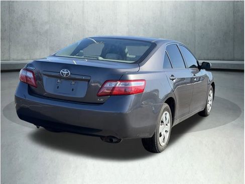 Used 2007 Toyota Camry LE image 10