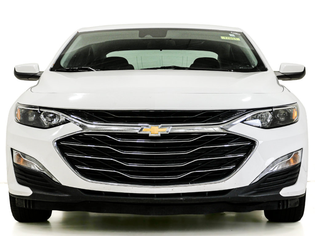 Used 2024 Chevrolet Malibu LT FWD image 2