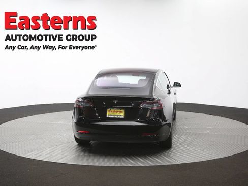 Used 2018 Tesla Model 3 Long Range RWD image 4