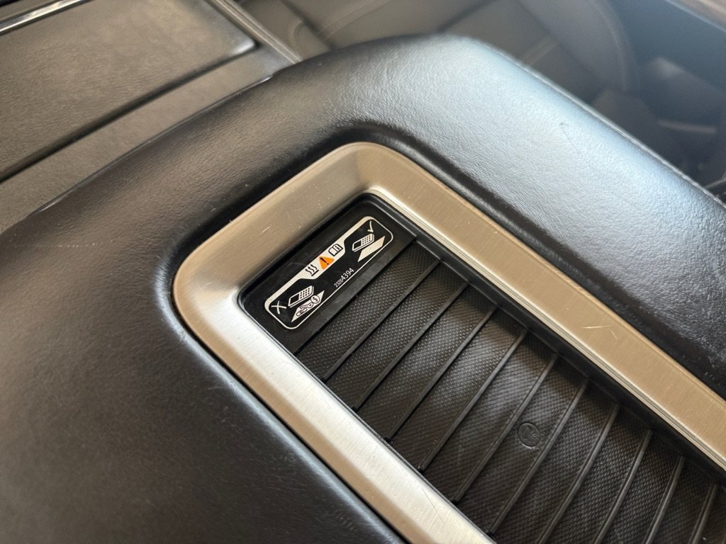 Used 2020 GMC Yukon Denali AWD/4WD image 30