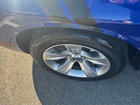 Used 2021 Dodge Challenger SXT w/ Driver Convenience Group image 16